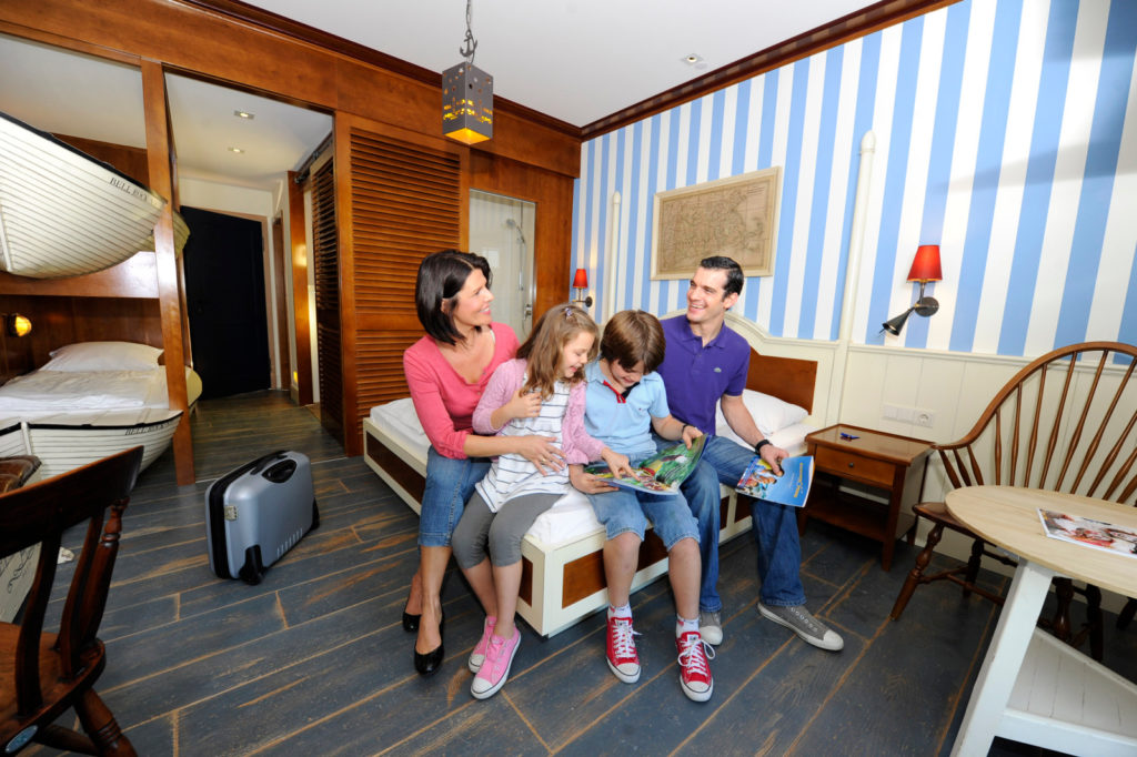 EP11_RESORT_BellRock_Zimmer_02b.jpg